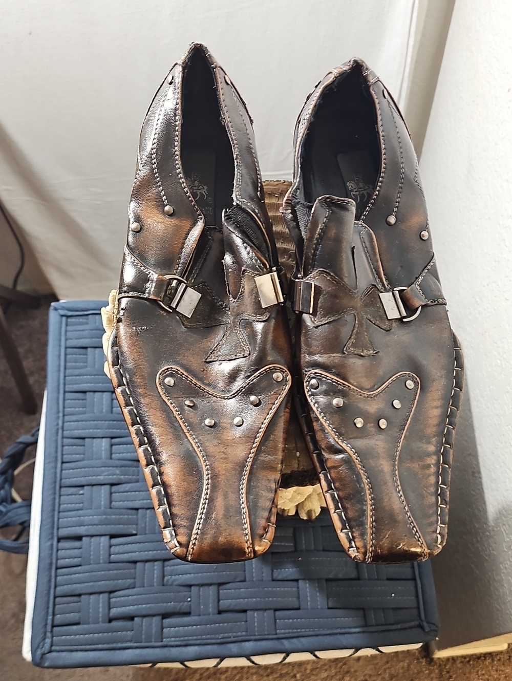 Men's Distressed Brown Leather Slip-On Loafers